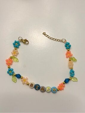 Homemade Gold-Accent 'BEACH' Flower Bead Bracelet - Blue, Pink & Yellow